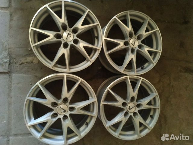 Диски бу литые R15 на Volkswagen Polo Skoda Rapid Диски бу литые R15 на Volkswagen Polo Skoda Rapid