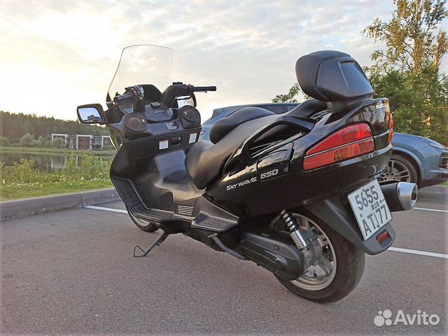 Максискутер Suzuki Burgman (SkyWave) 650 Максискутер Suzuki Burgman (SkyWave) 650