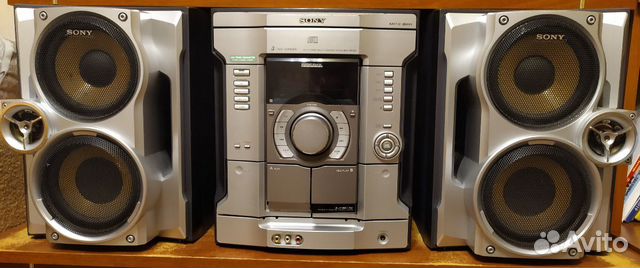 Музыкальный центр sony