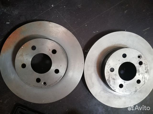 Тормозные передние диски Brembo