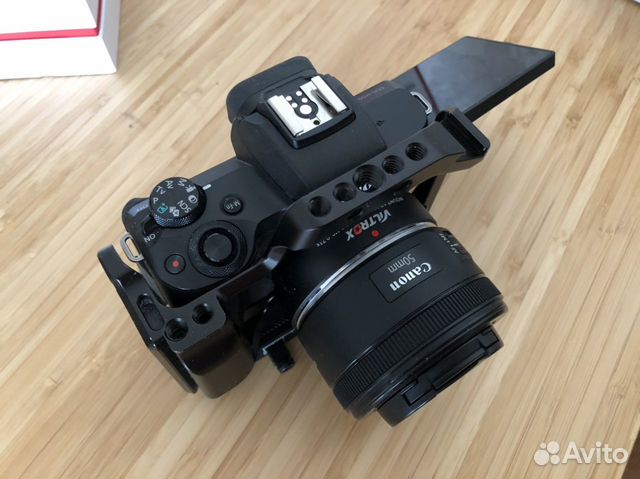 Зеркальный фотоаппарат canon m50 Зеркальный фотоаппарат canon m50