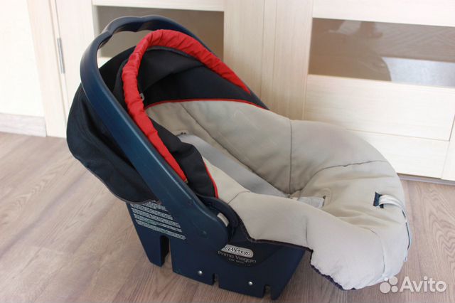 Автокресло Peg-Perego Primo Viaggio 0+ с базой Автокресло Peg-Perego Primo Viaggio 0+ с базой