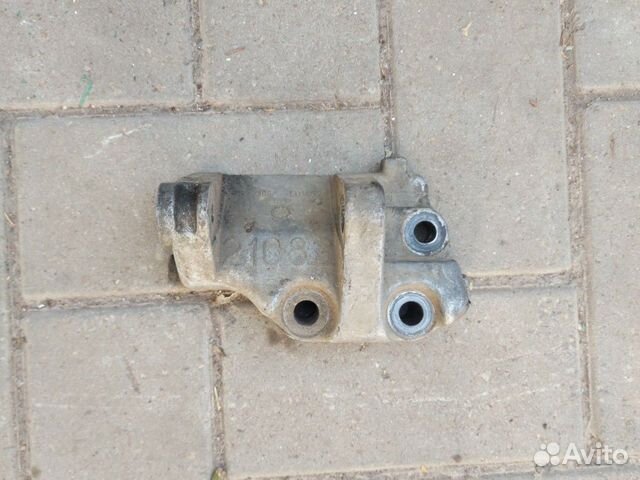 Кронштейн генератора ваз 2109, 2110, 2114