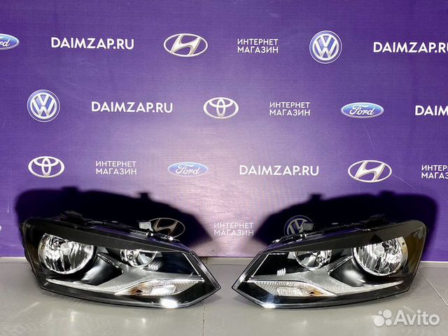 Фара Volkswagen Polo 2015