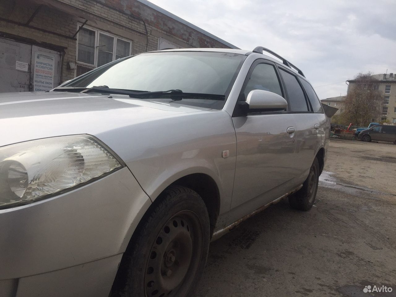 Nissan Wingroad, 2000