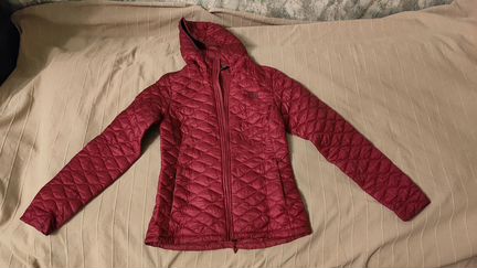 Куртка женская The North Face thermoball Primaloft