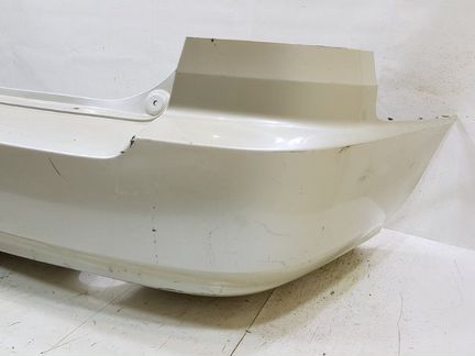 Бампер задний Kia Carens 1 2000-2006