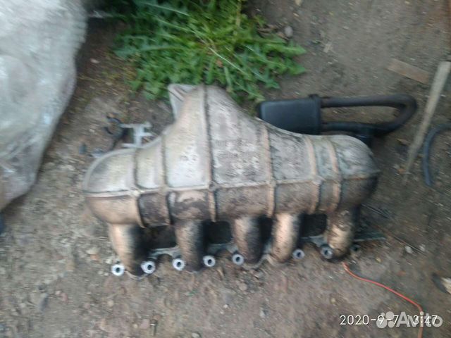 Впускной коллектор на Фольксваген Крафтер 2, 5