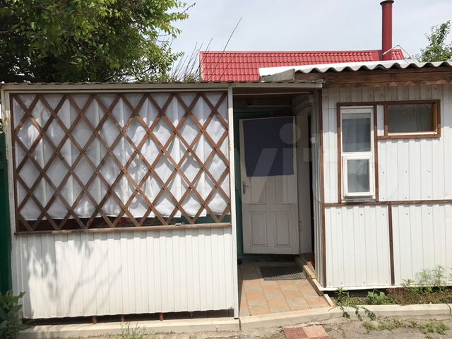 Дом 20 м² на участке 1 сот.