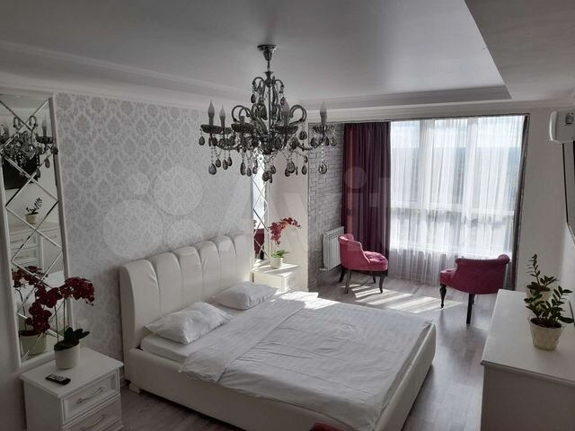 2-к. квартира, 77 м², 17/17 эт.