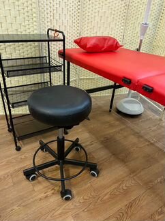 Стул круглый новый. действует доставка по городу