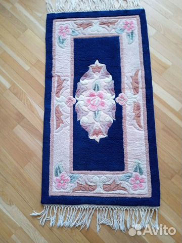 Ковер прикроватный