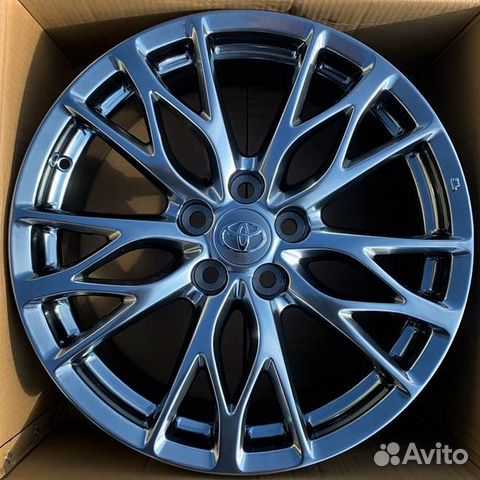 Диски на Toyota Camry Тойота Камри R18