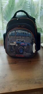 Рюкзак школьный для мальчика ортопедический