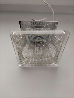 Светильник потолочный встраиваемый