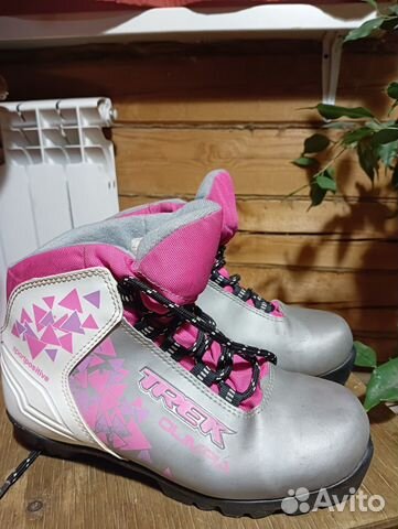 Лыжные ботинки 35 р