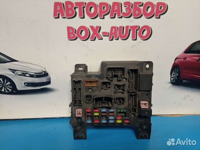 Блок предохранителей Mitsubishi Lancer X