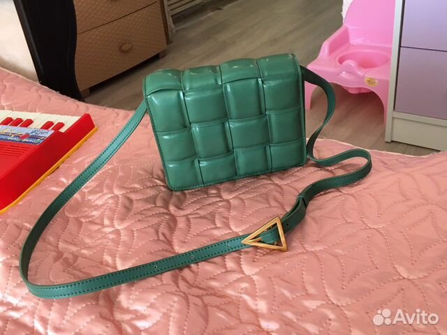 Маленькая кожаная сумка