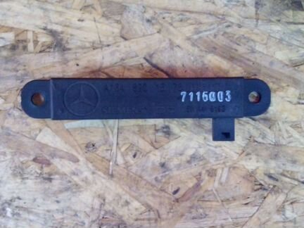 Антена Mercedes W203