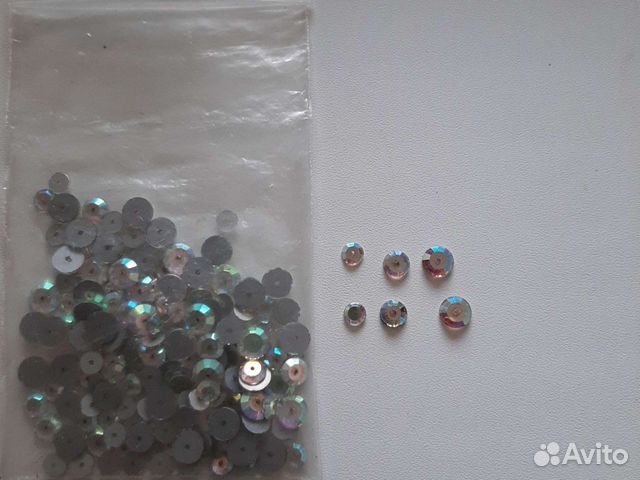 Камни для костюмов