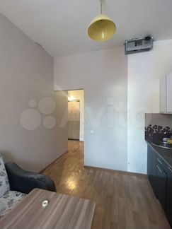 1-к. квартира, 42 м², 1/3 эт.