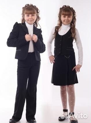 Новый костюм для девочки 4-ка 146 и 134