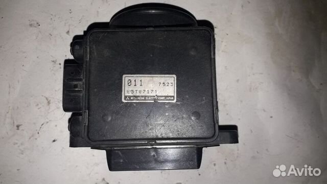 Датчик расхода воздуха Mitsubishi 011 4G93