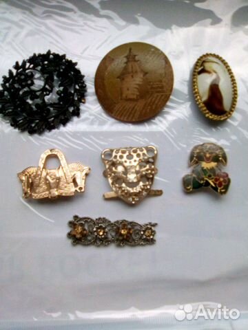 Броши старые