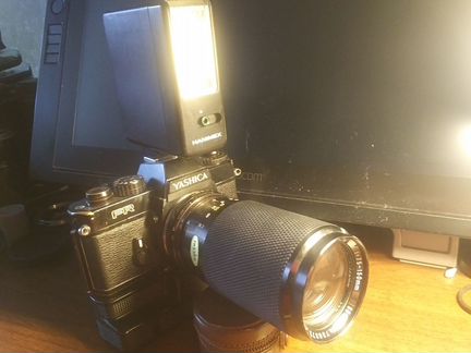 Yashica FR (Contax), виндер, YUS 75-150, вспышка
