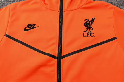 Спортивный костюм FC Liverpool