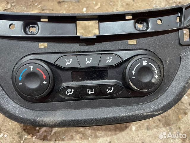 Блок управления печкой веста