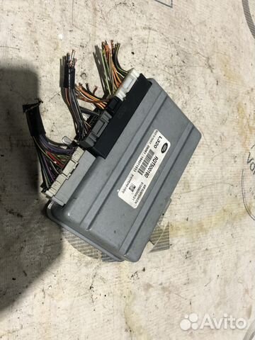 Блок управления пневмо подвеской Land Rover Range