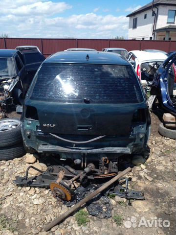 Крышка багажника Фольксваген Гольф 4