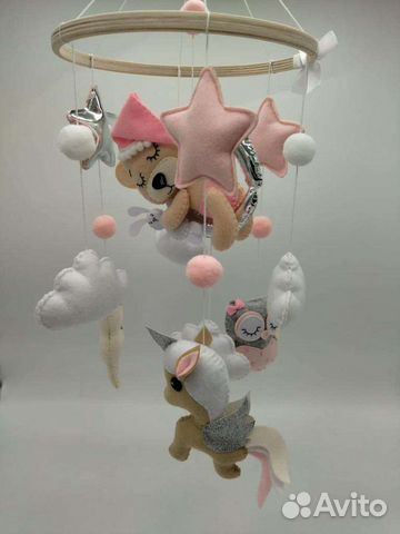 Мобиль на детскую кроватку