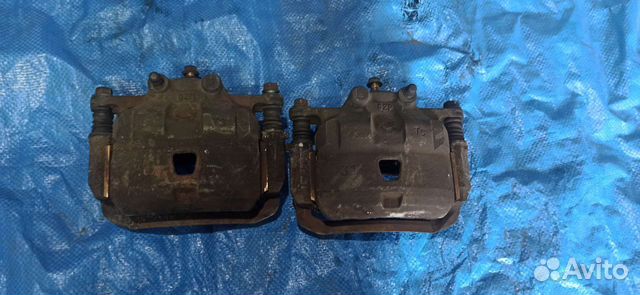 Суппорта тормозные, пара Nissan Almera Classic