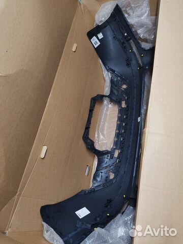 Продам задний бампер LR112604 на RR Velar