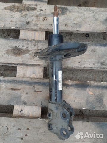 Амортизатор передний левый Киа Оптима 3