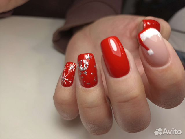 Маникюр педикюр