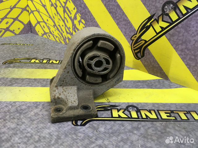 Опора двигателя передняя Шевроле Эпика X20D1 МКПП