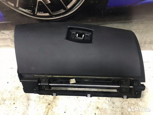Бардачок BMW 5 E60/E61