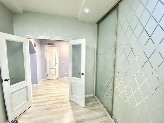 2-к. квартира, 59,7 м², 1/4 эт.