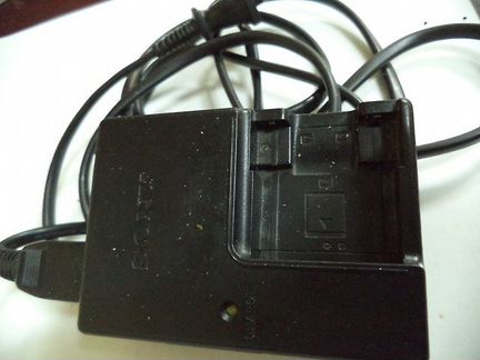 Адаптер сетевой Sony модель BC-083 (4,2В ;0,5А)