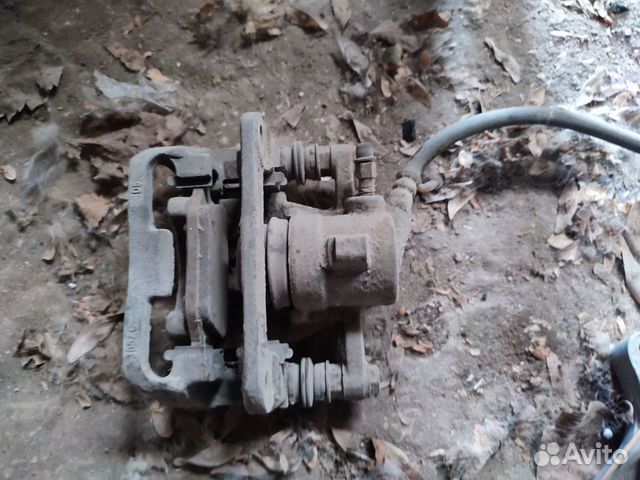 Mercedes w245 суппорт тормозной задний правый