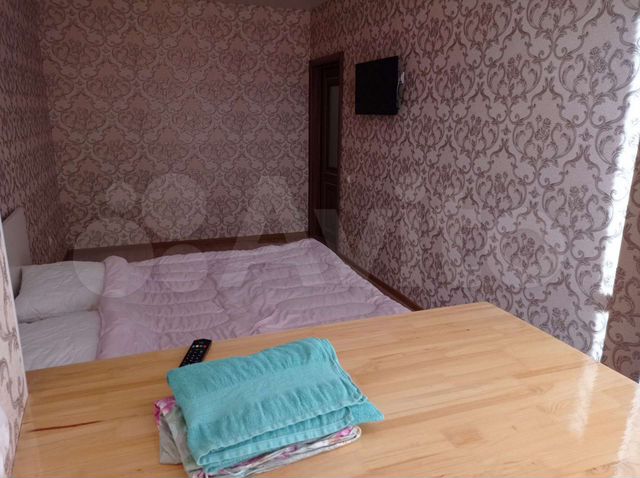 2-к. квартира, 45 м², 1/9 эт.