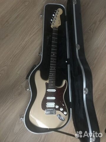 Гитара Fender stratocaster delux
