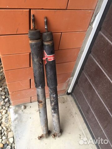 Передние стойки Мерседес w210