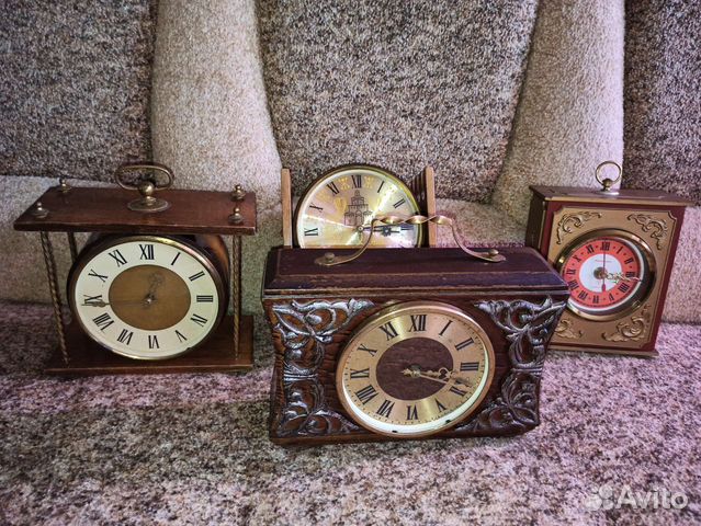 Настольные часы