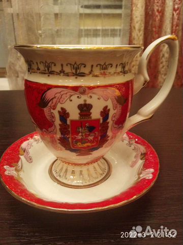 Чашка (бокал) с блюдцем