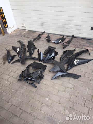Пластик оригинал на gsx-r 600, 750 k8