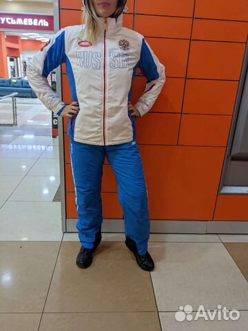 Костюм спортивный женский